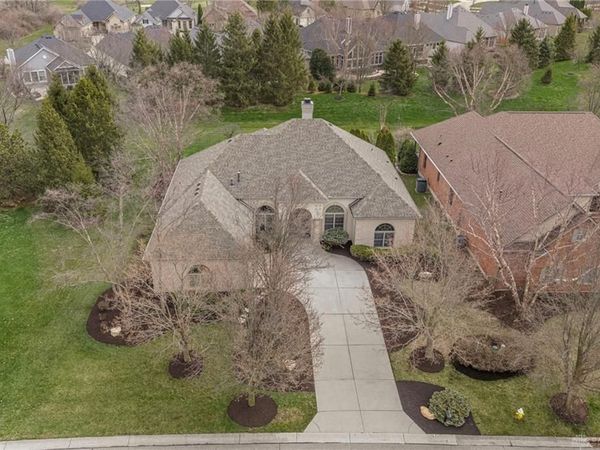 1242 Club View Drive, Centerville, OH 45458