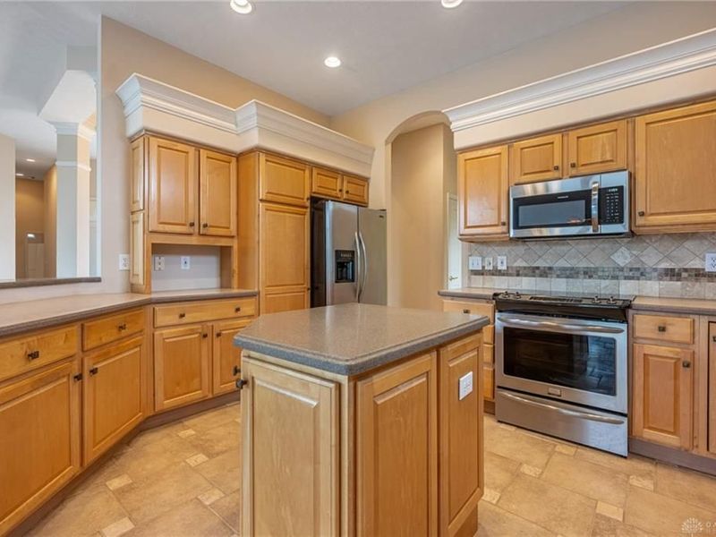 1242 Club View Drive, Centerville, OH 45458 Photo 12