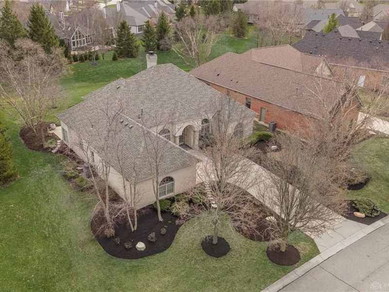 1242 Club View Drive, Centerville, OH 45458 Photo 2