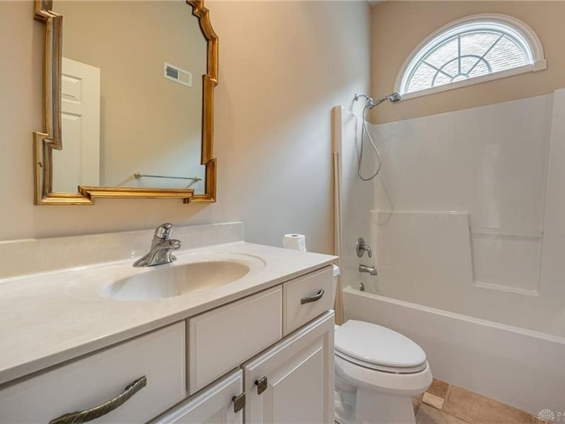 1242 Club View Drive, Centerville, OH 45458 Photo 34