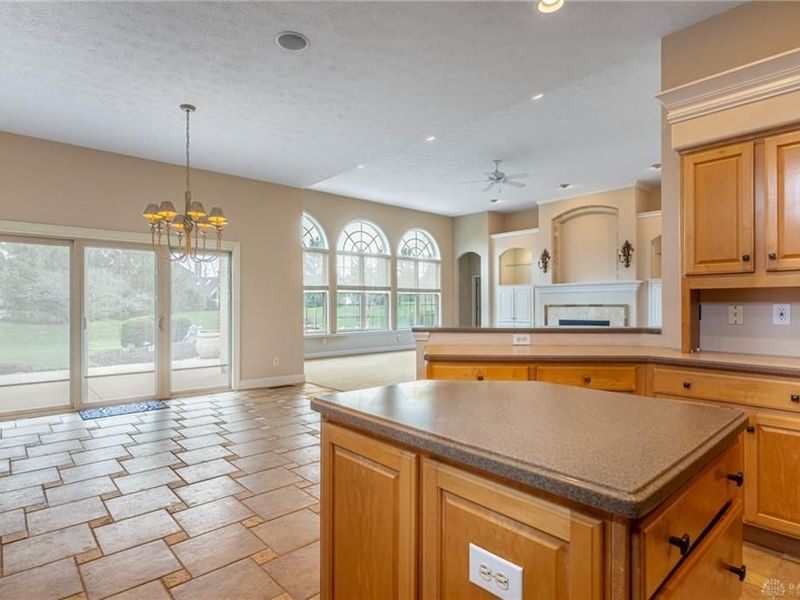 1242 Club View Drive, Centerville, OH 45458 Photo 7