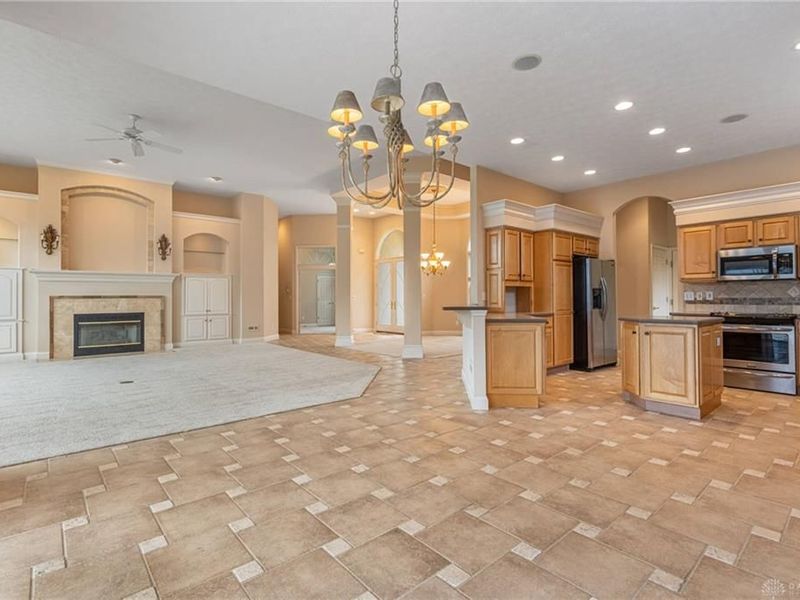 1242 Club View Drive, Centerville, OH 45458 Photo 8