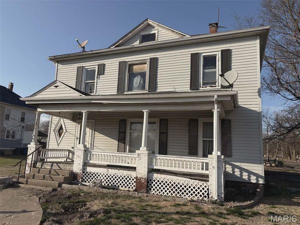 103 W Kell Street , Worden, IL 62097