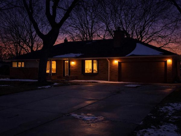 3365 Anders LANE, Brookfield, WI 53005