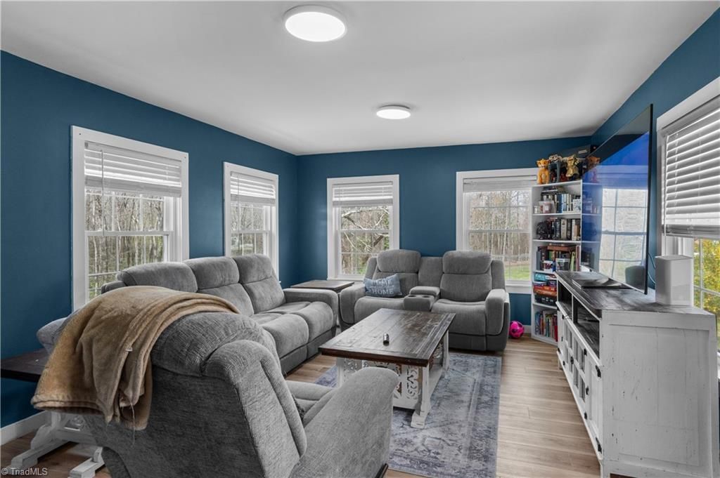 379 Pat Nixon Road, State Road, NC 28676 Main Photo