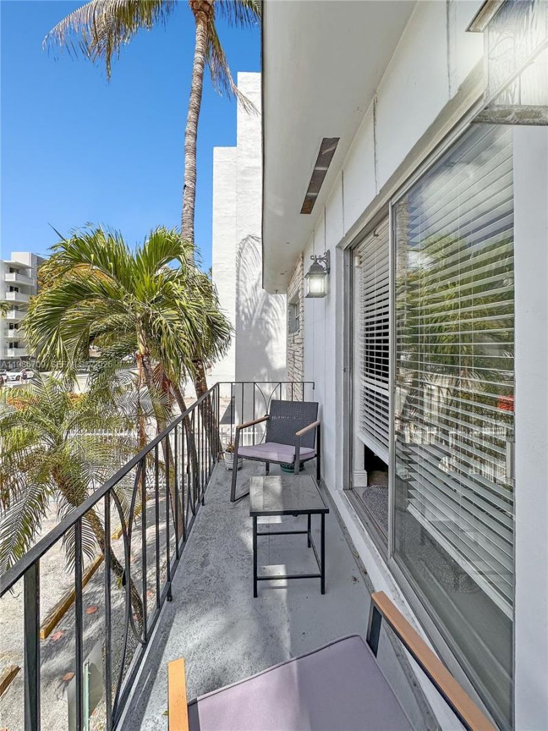 1611 West Ave , Unit 9, Miami Beach, FL 33139 Photo
