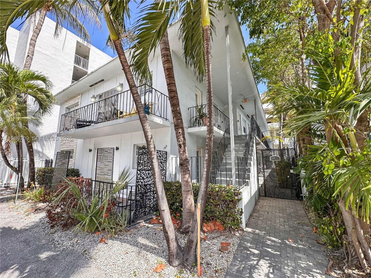 1611 West Ave , Unit 9, Miami Beach, FL 33139 Photo