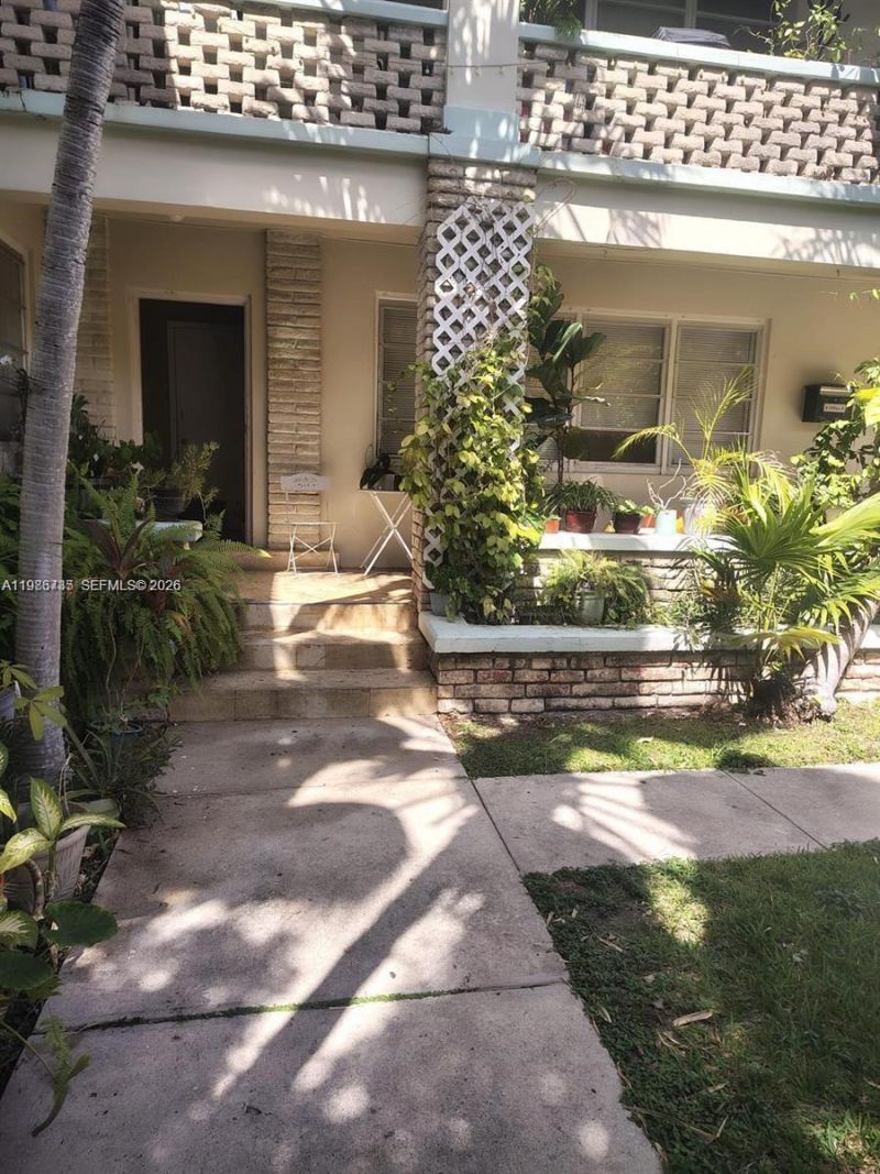 7921 West Dr, Unit 2, North Bay Village, FL 33141 Photo