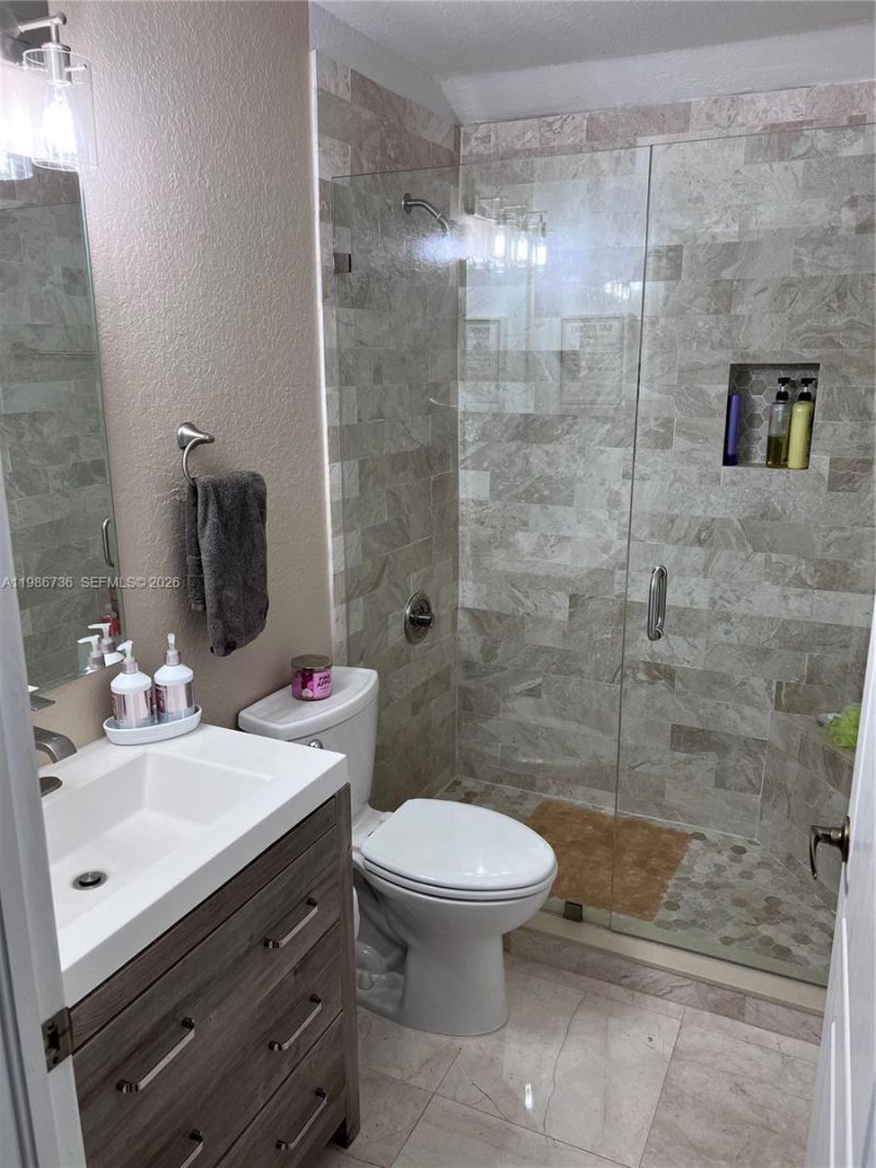 8642 NW 109th Ct , Doral, FL 33178 Photo