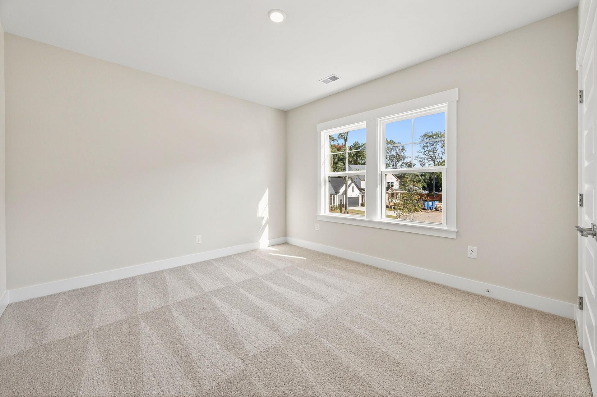 226 Creek Pointe Dr Drive Photo 25