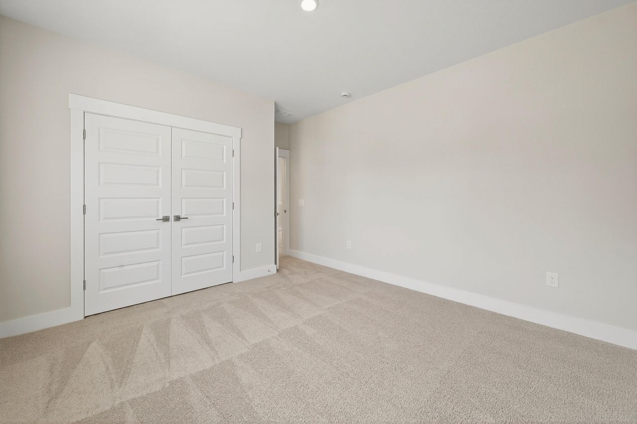 226 Creek Pointe Dr Drive Photo 27