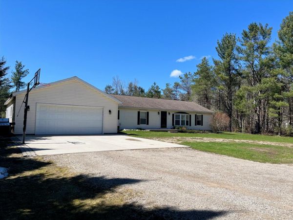 10951 Butler Road, Cheboygan, MI 49721