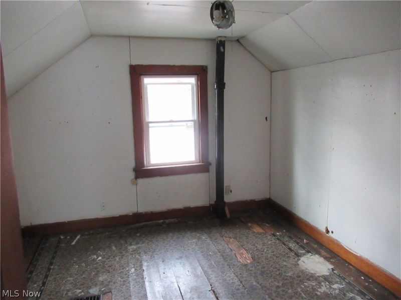 12704 Christine Avenue , Garfield Heights, OH 44105 Photo 28