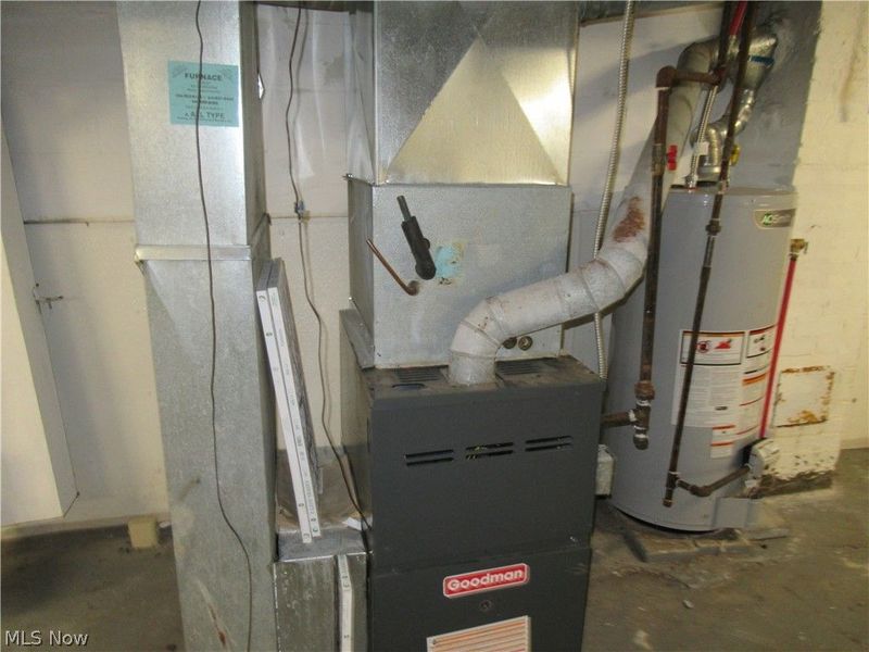 12704 Christine Avenue , Garfield Heights, OH 44105 Photo 33