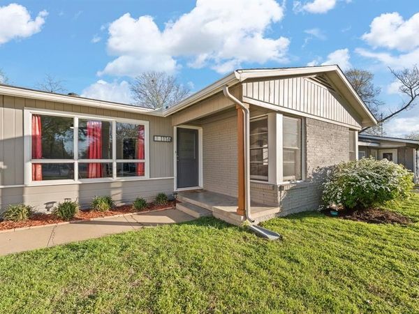 1116 Poindexter Avenue, Cleburne, TX 76033