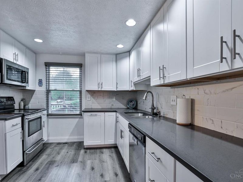 5880 Buckwheat Road, Milford, OH 45150 Photo 13