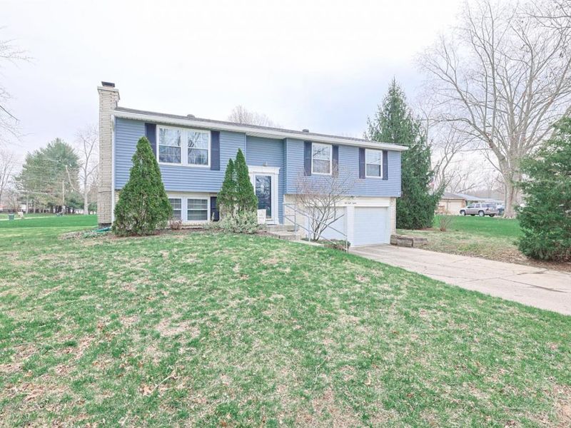 5880 Buckwheat Road, Milford, OH 45150 Photo 2