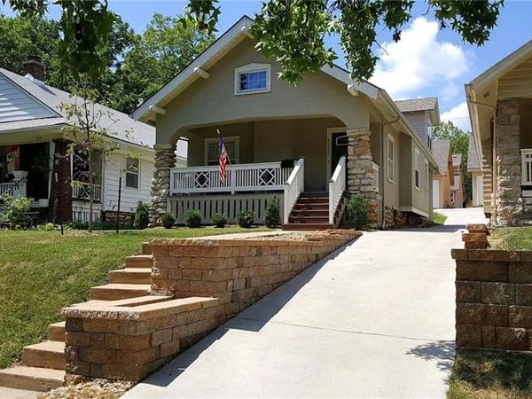 4512 Pennsylvania Avenue, Kansas City, MO 64111