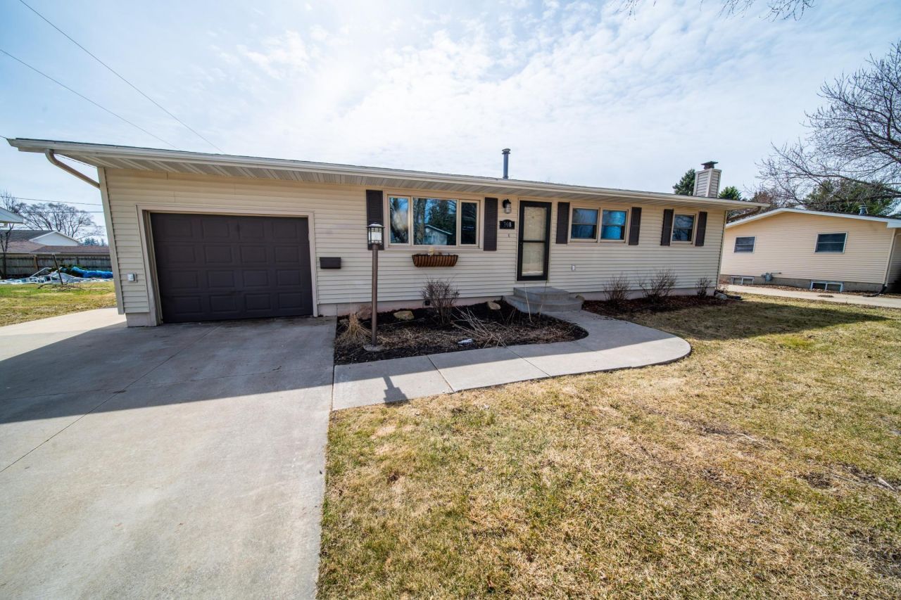 308 Minnesota Street Se, Racine, MN 55967 Main Photo