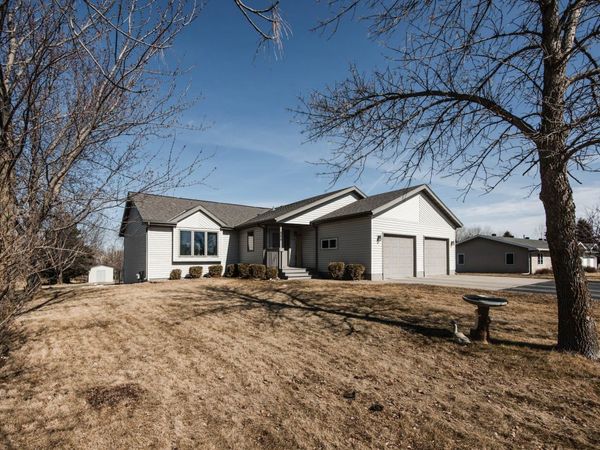 884 Willow Springs Road, Detroit Lakes, MN 56501