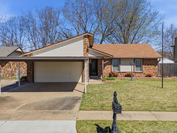 12105 E 79th Circle North , Owasso, OK 74055