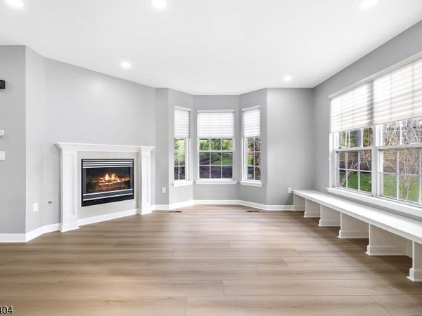 3 Caroline Foster Ct, Morris, NJ 07960