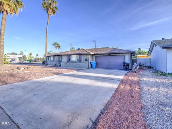 3501 W ROYAL PALM Road, Phoenix, AZ 85051