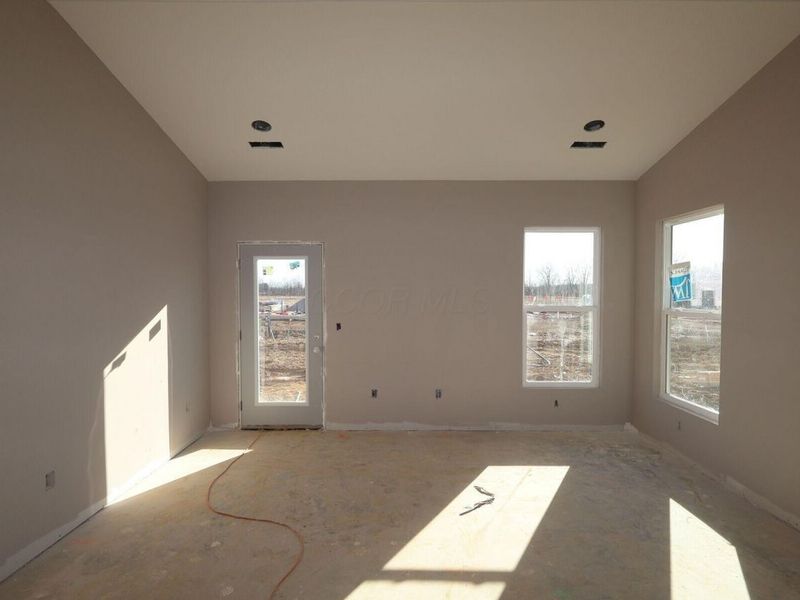 5679 Valleydale Road , Powell, OH 43065 Photo 2