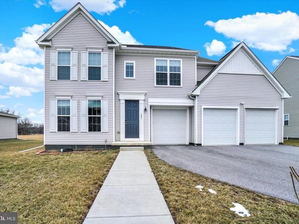 141 MOOREFIELD STREET, MECHANICSBURG, PA 17055