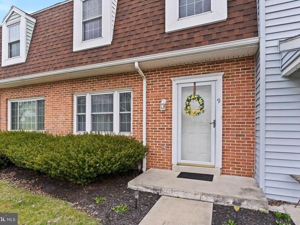 9 PARTRIDGE CIRCLE, CARLISLE, PA 17013