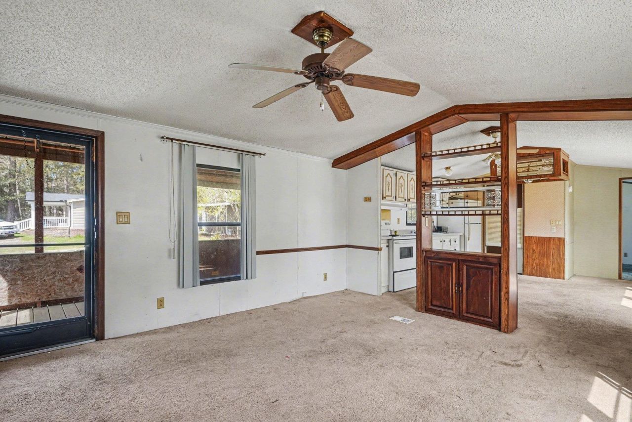 3871 Highway 50 Photo 4