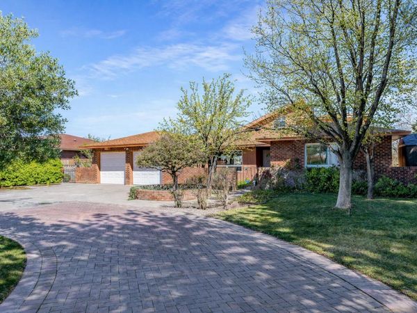 5001 Justin Drive NW, Albuquerque, NM 87114