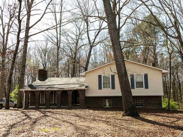 1622 Chavies Road, Rainsville, AL 35968