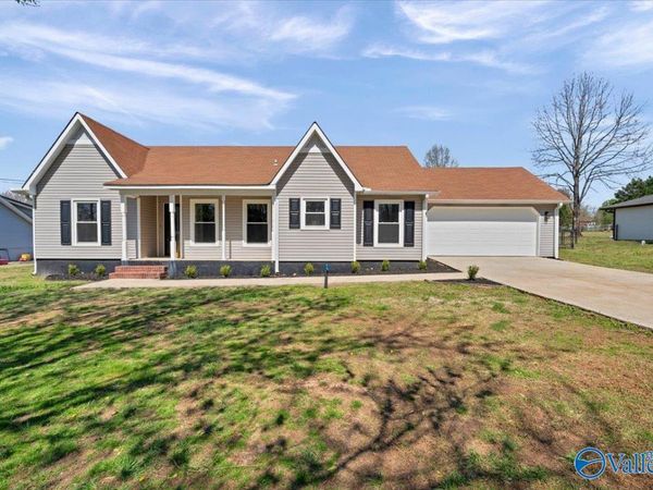 1027 Walker Lane, New Market, AL 35761