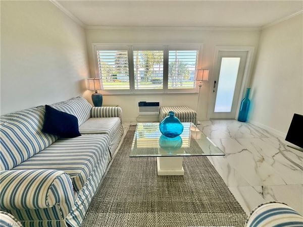 473 12th AVE S, Unit B7, NAPLES, FL 34102