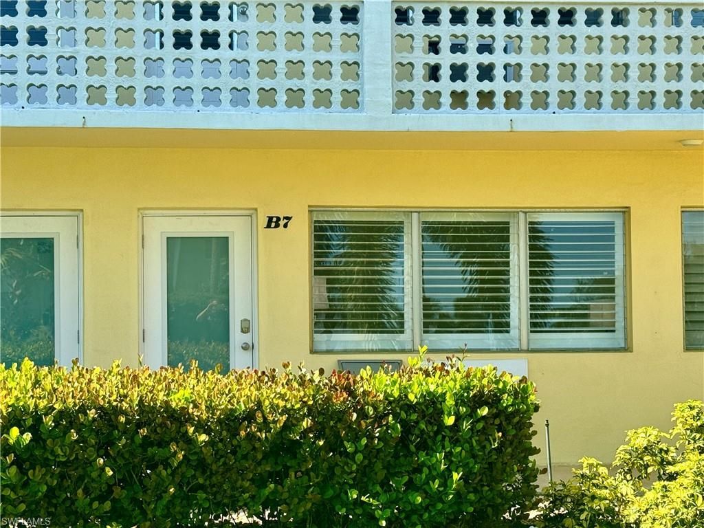 473 12th Ave S, Unit B7, Naples, FL 34102 Photo