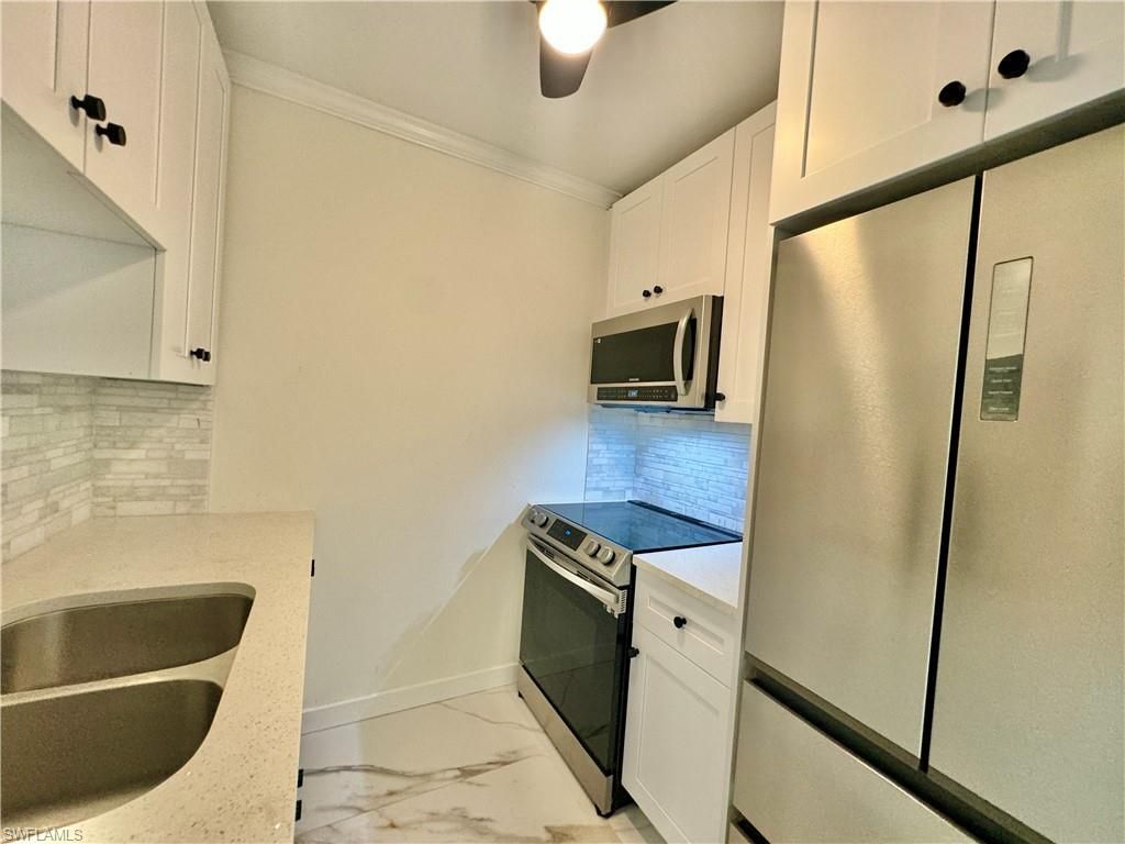 473 12th Ave S, Unit B7, Naples, FL 34102 Photo