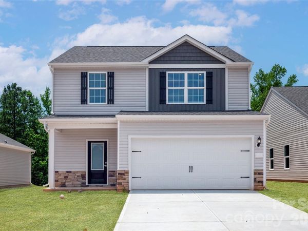 3410 Robindale Drive , Winston Salem, NC 27107