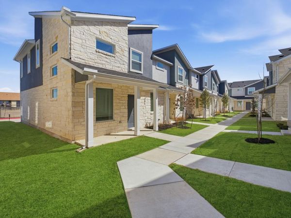 500 Municipal DR , Unit 402, Leander, TX 78641