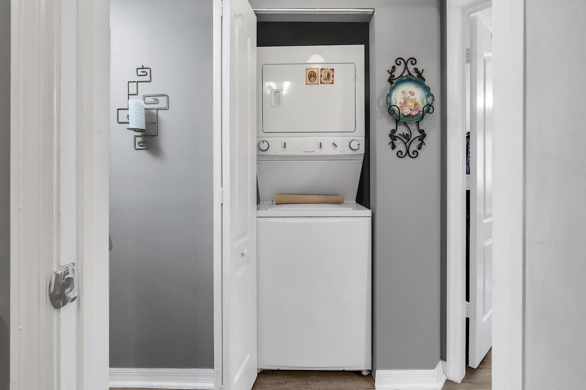 16637 NW 73rd Place, Miami Lakes, FL 33014 Photo