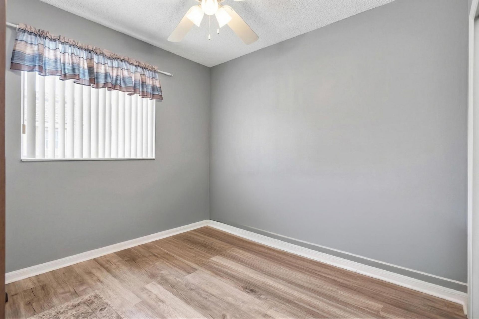 16637 NW 73rd Place, Miami Lakes, FL 33014 Photo