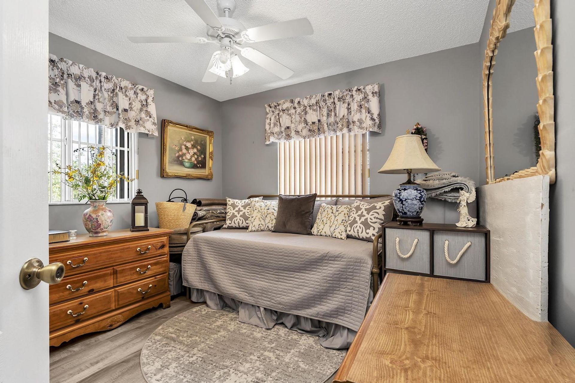 16637 NW 73rd Place, Miami Lakes, FL 33014 Photo