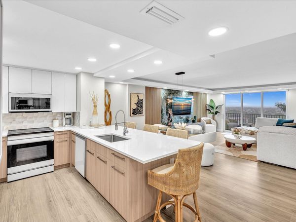 1150 Hillsboro Mile, Unit 911, Hillsboro Beach, FL 33062