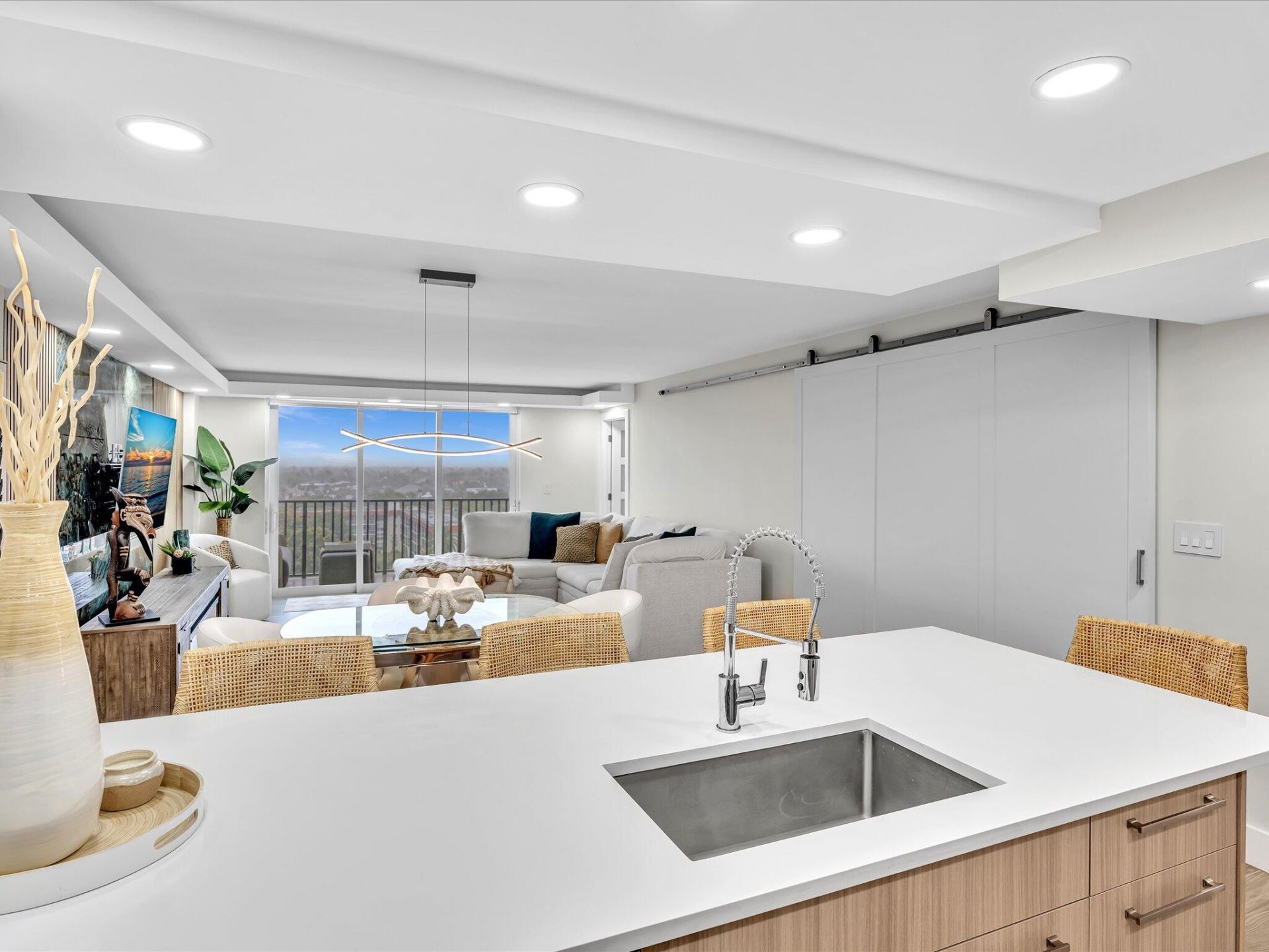 1150 Hillsboro Mile, Unit 911, Hillsboro Beach, FL 33062 Photo