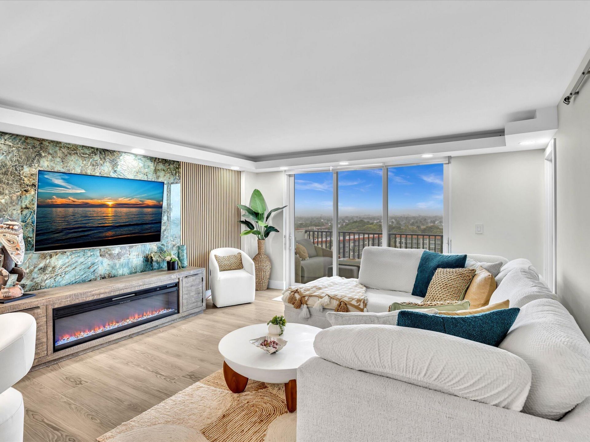 1150 Hillsboro Mile, Unit 911, Hillsboro Beach, FL 33062 Photo