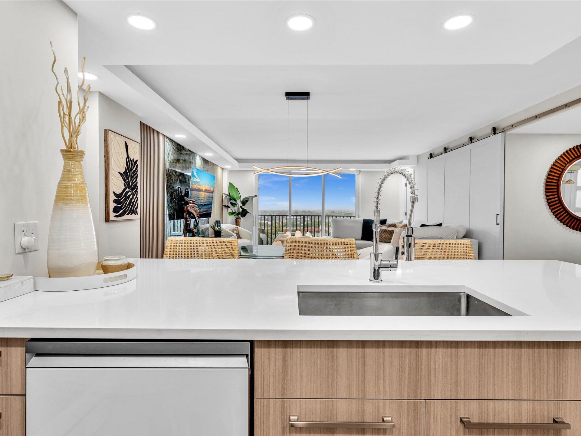 1150 Hillsboro Mile, Unit 911, Hillsboro Beach, FL 33062 Photo