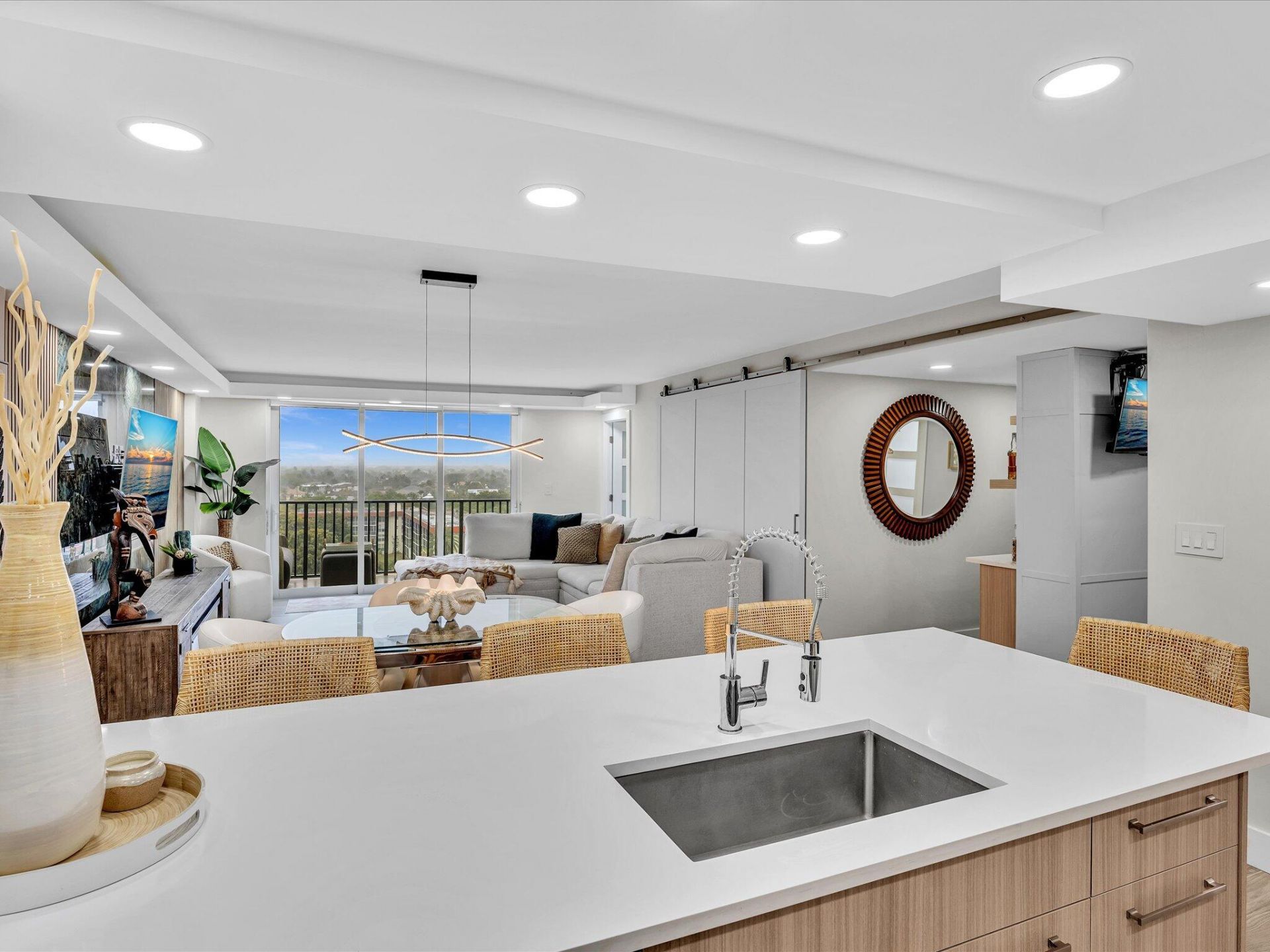 1150 Hillsboro Mile, Unit 911, Hillsboro Beach, FL 33062 Photo