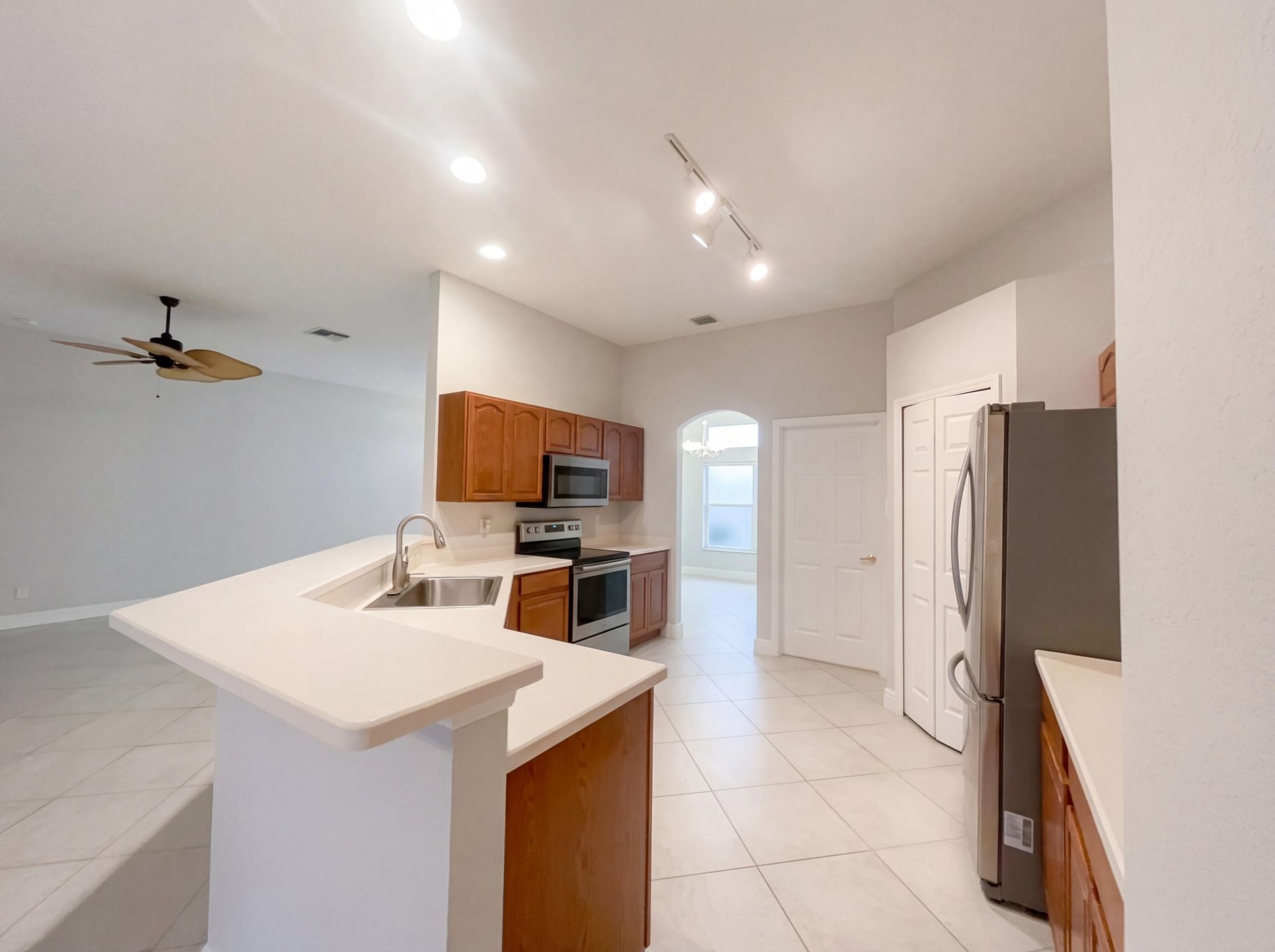 5864 NW Hann Drive, Port Saint Lucie, FL 34986 Photo