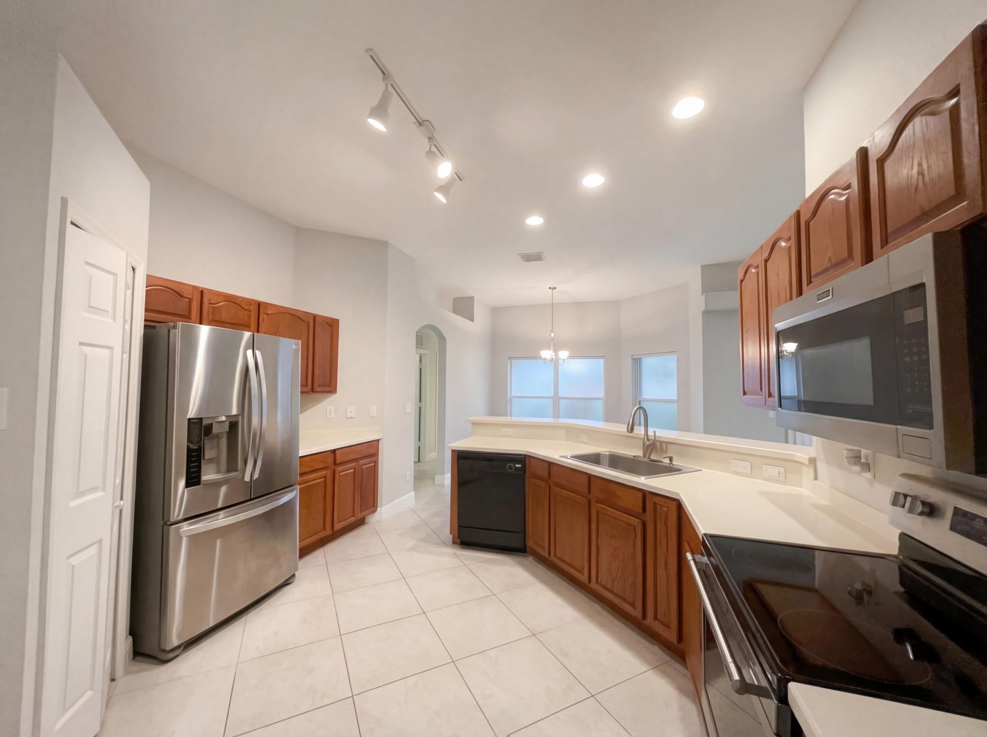 5864 NW Hann Drive, Port Saint Lucie, FL 34986 Photo