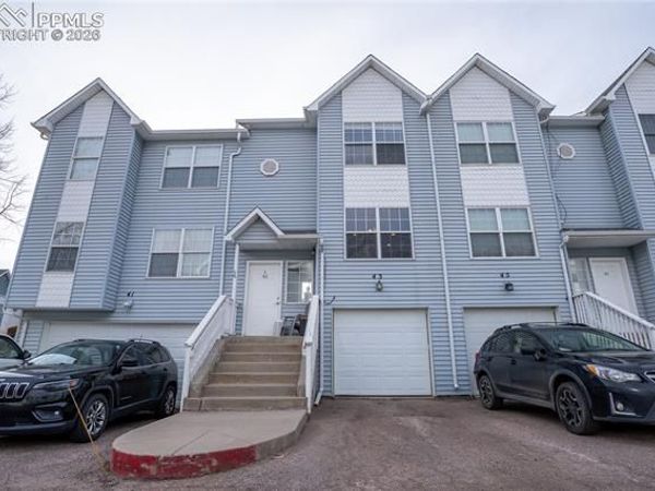 43 Vale Circle, Palmer Lake, CO 80133